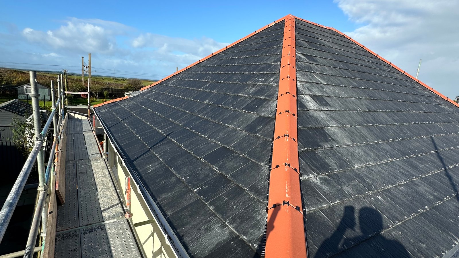 D P Roofing Services