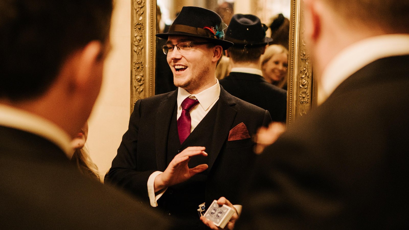 Magician Max Rendall 590-804-0296