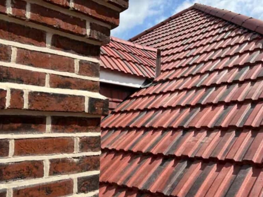 D P Roofing Services