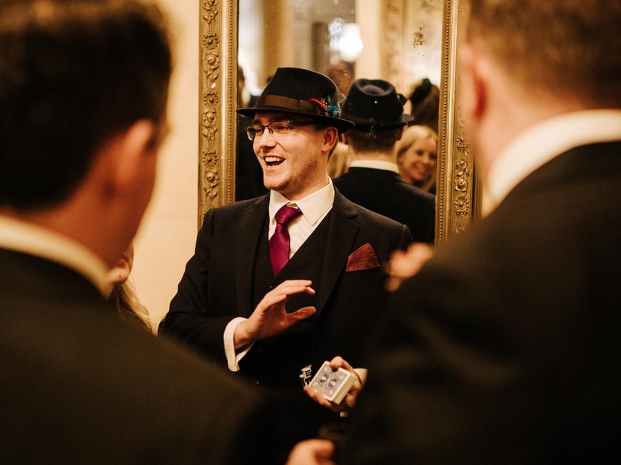 Magician Max Rendall 590-804-0296